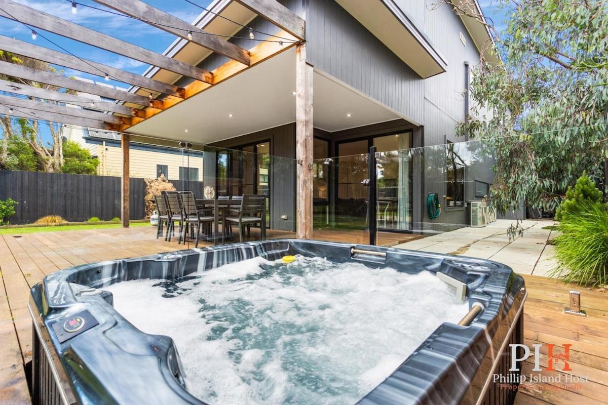 Hot Tub 4Bdr 2Ba Family Home Cape Woolamai Bagian luar foto